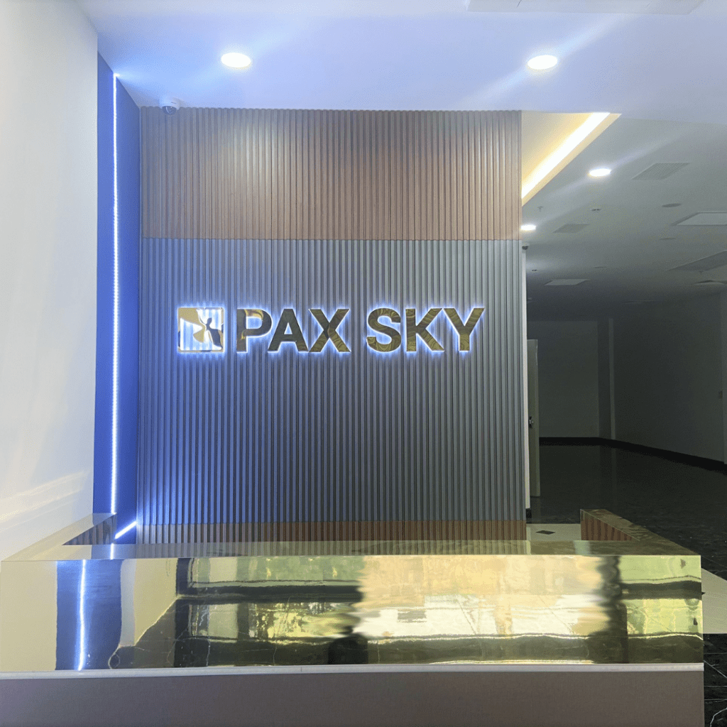 Pax sky